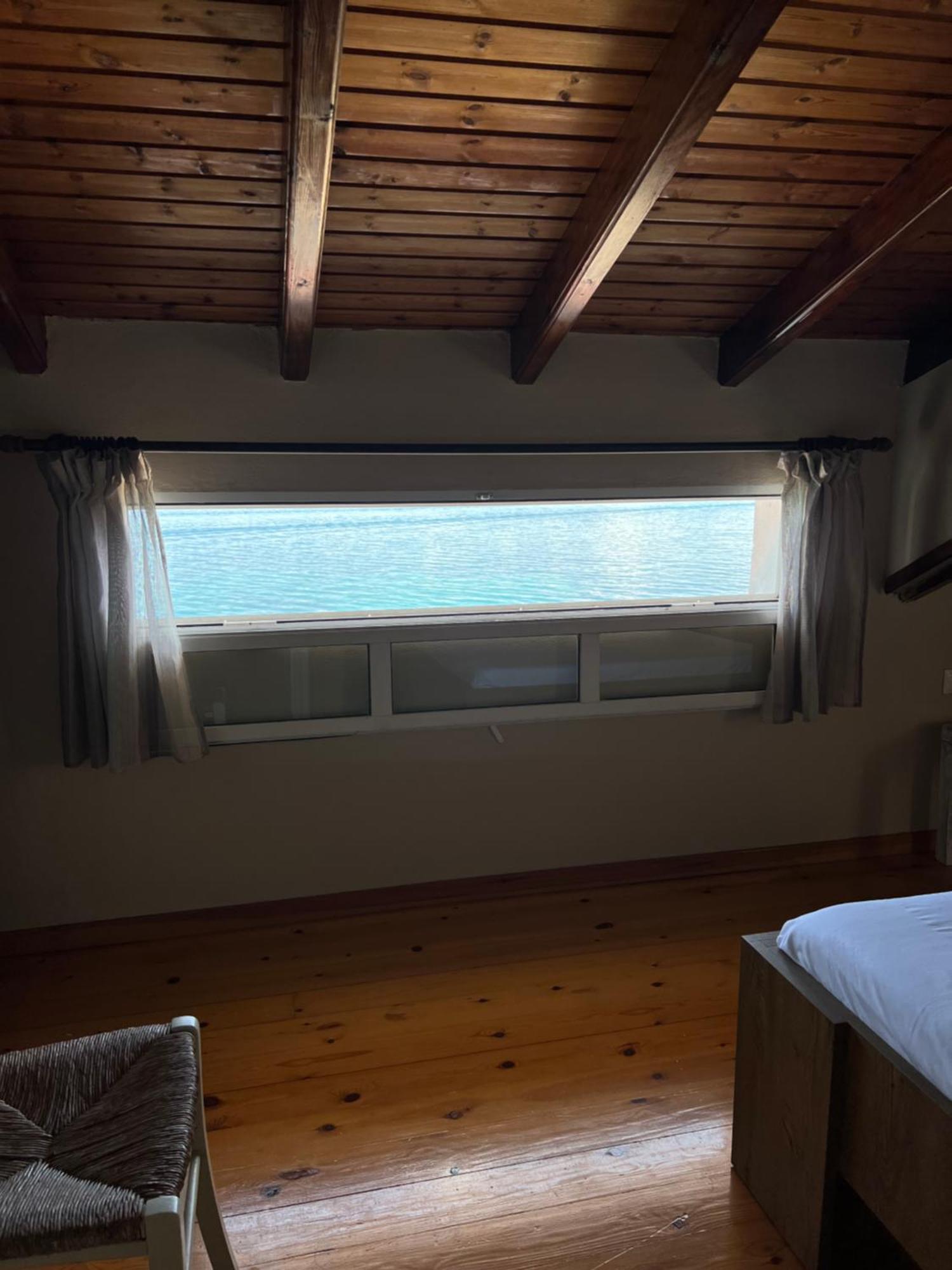 Kohyli Beachfront House Agia Pelagia Chlomou エクステリア 写真